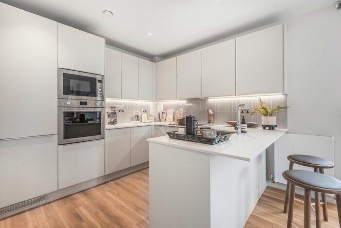 2 Bedroom Flat To Rent In George Street, Croydon, CR0