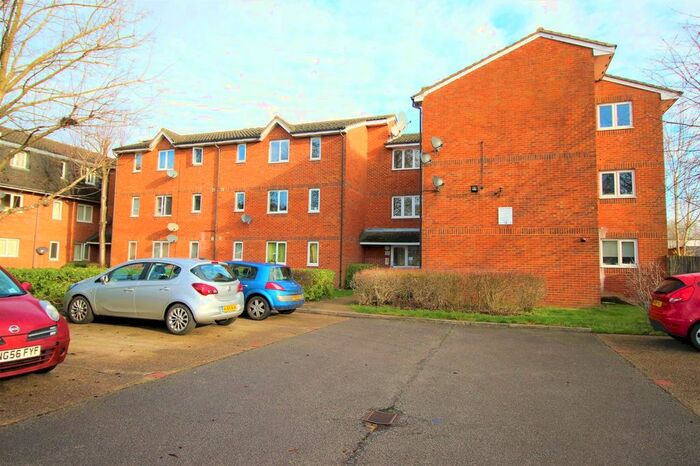 1 Bedroom Flat To Rent In Southwold Road, Watford, WD24