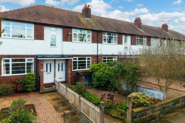 2 Bedroom Maisonette For Sale In Friars Road, Sale, M33