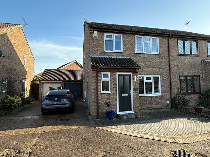 3 Bedroom Semi-Detached House For Sale In Chelmer Close, Kirby Cross, Frinton-on-Sea, CO13
