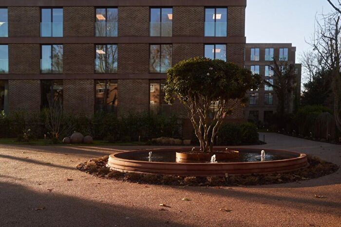 Studio To Rent In Dandi Brondesbury, Wilesden Lane, London, NW6