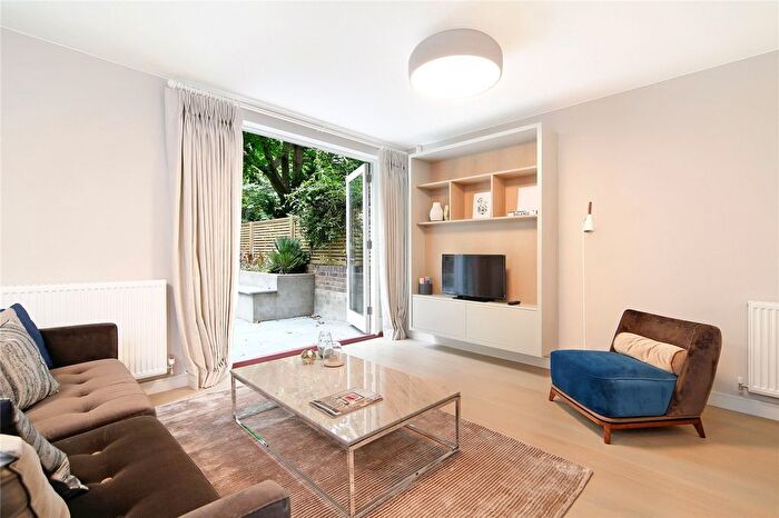 4 Bedroom Terraced House To Rent In Melbury Road, Kensington, London, W14