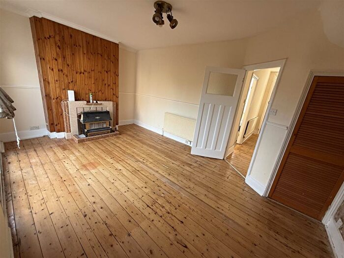 3 Bedroom Terraced House To Rent In St Barnabas Road, CR4