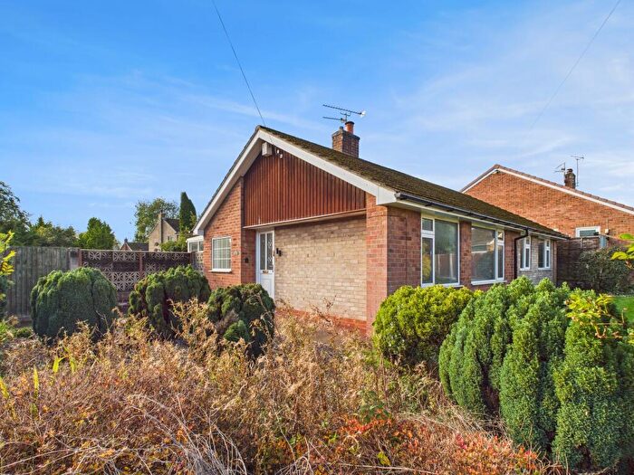 3 Bedroom Bungalow To Rent In Murray Road, Mickleover, DE3