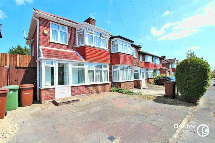 3 Bedroom Semi-Detached House To Rent In Wetheral Drive, Stanmore, HA7