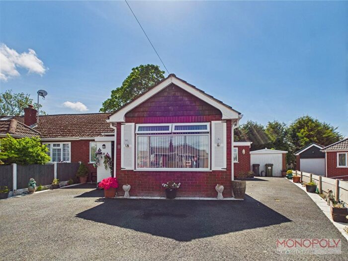 3 Bedroom Semi Detached Bungalow For Sale In Balmoral Close, Wrexham, LL11