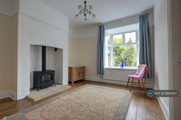 3 Bedroom Semi-Detached House To Rent In West Bond Street, Macclesfield, SK11