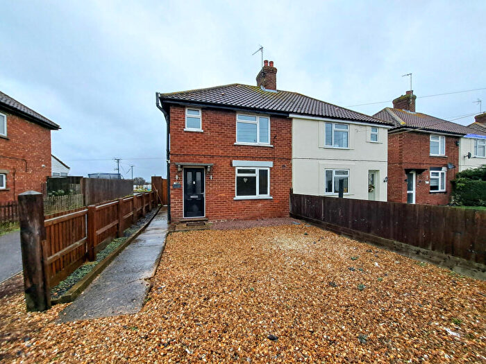 3 Bedroom Semi Detached House To Rent In Gedney, Spalding, Lincolnshire, PE12