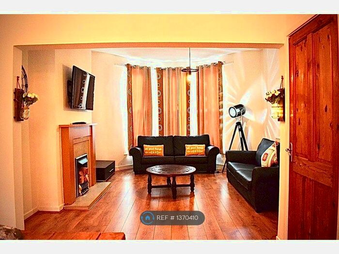 4 Bedroom Terraced House To Rent In Barrington Road, Liverpool, L15