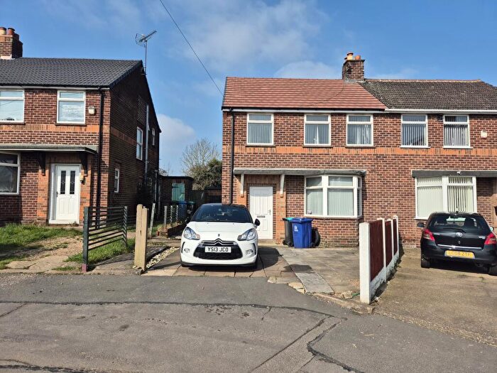 3 Bedroom Semi-Detached House For Sale In Laburnum Grove, Mansfield Woodhouse, Mansfield, Nottinghamshire, NG19