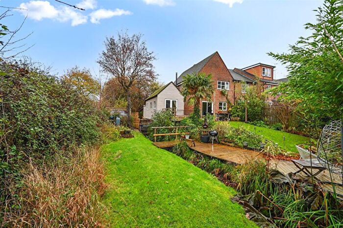 3 Bedroom House For Sale In Dunlop Close, Sayers Common, Hassocks, BN6