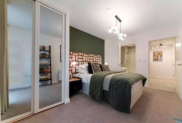 2 Bedroom Flat For Sale In Unit Priory Place, Bedford, MK40