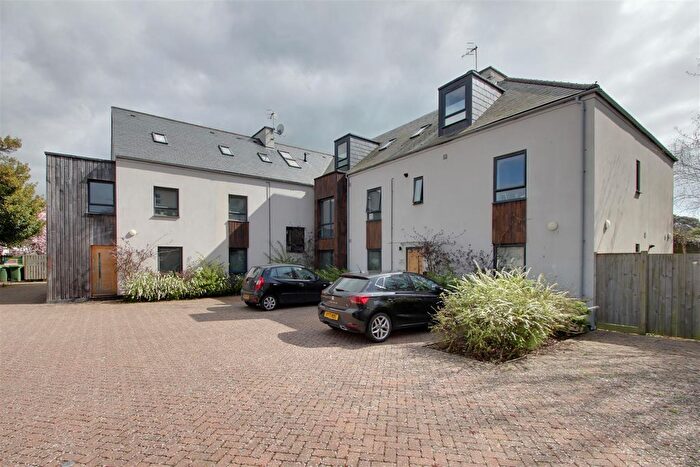 1 Bedroom Flat To Rent In Selden Road, Worthing, BN11