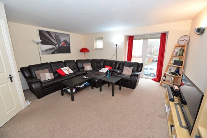 4 Bedroom Town House To Rent In White Star Place, Southampton, SO14