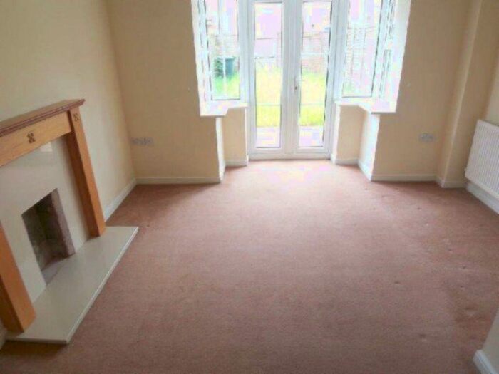 3 Bedroom Semi-Detached House To Rent In Aqua Place, Rugby, CV21