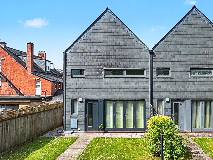 2 Bedroom Semi Detached House For Sale In Horsdon Road, Tiverton, EX16