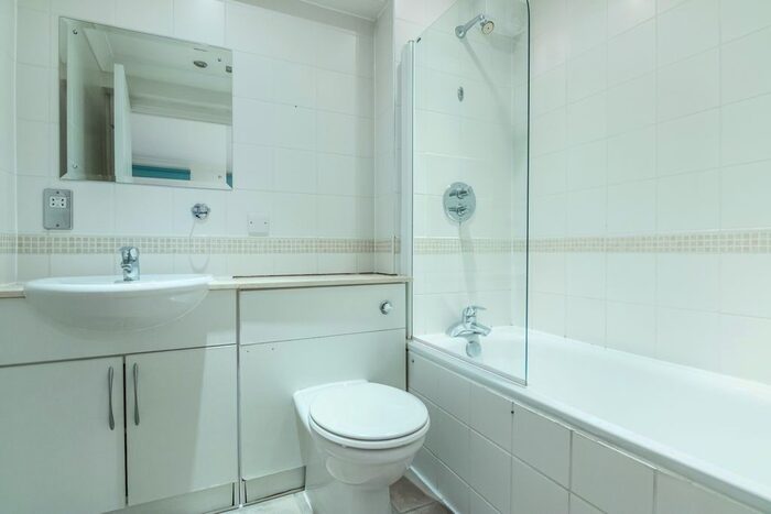 1 Bedroom Flat To Rent In Kew Gardens Road, London, TW9