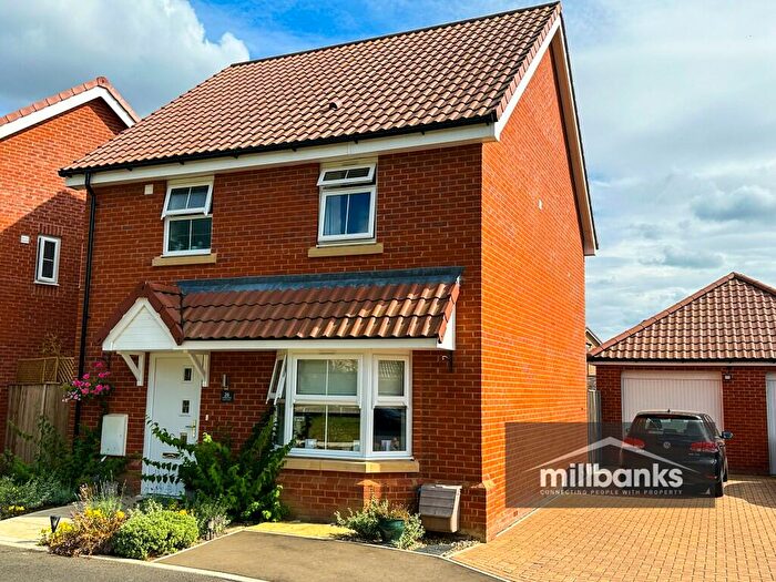 3 Bedroom Detached House For Sale In Lancaster Road, Attleborough, Norfolk, NR17