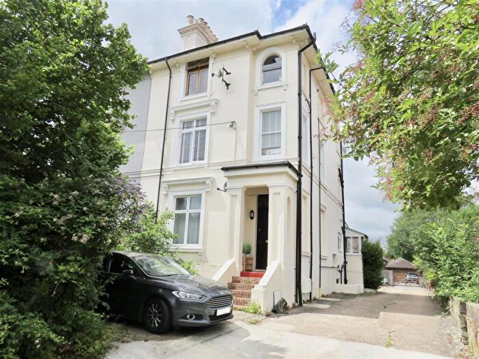 1 Bedroom Apartment To Rent In Cuckfield Road, Hurstpierpoint, Hassocks, BN6