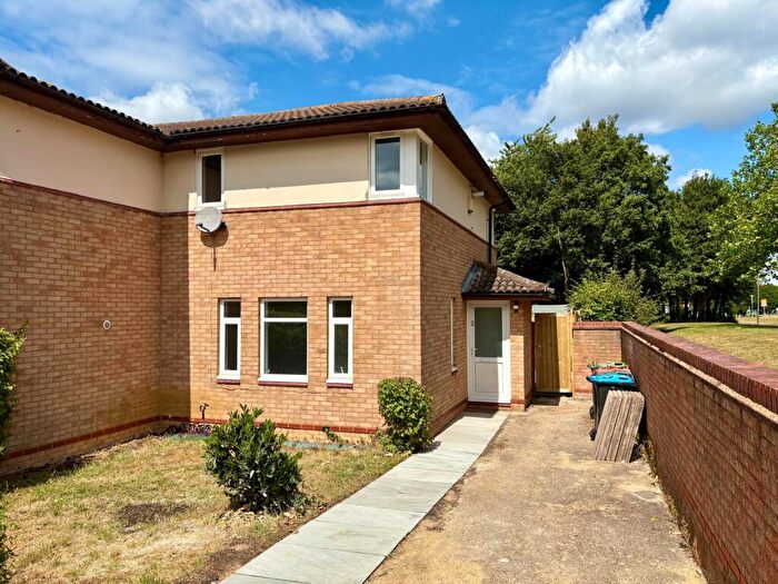 3 Bedroom Semi-Detached House To Rent In Century Avenue, Oldbrook, Milton Keynes, MK6