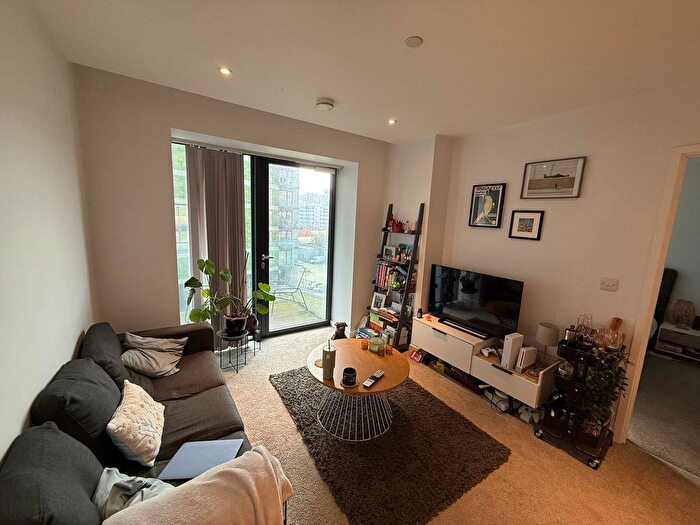 1 Bedroom Property To Rent In Bury Street, Salford, M3