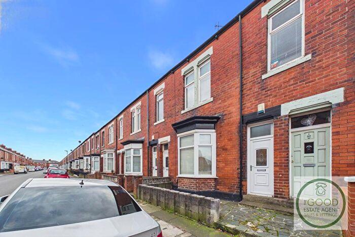 2 Bedroom Flat To Rent In Bede Street, Sunderland, SR6