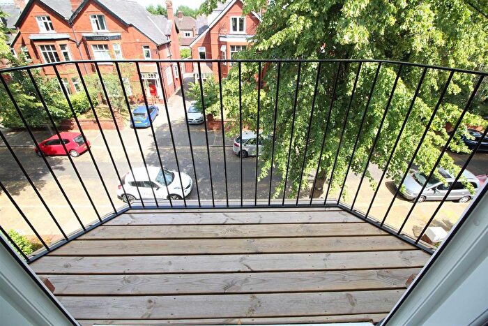 2 Bedroom Flat To Rent In Chandos Road, Chorlton, Manchester, M21