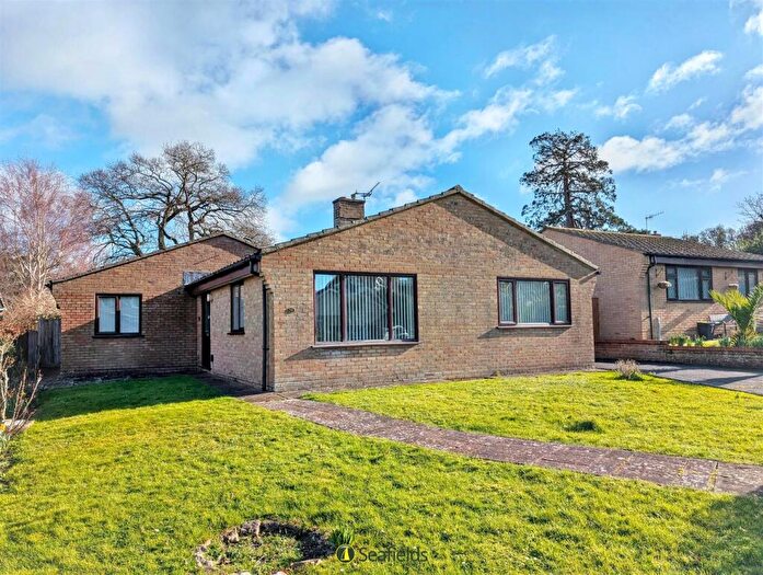 3 Bedroom Detached House For Sale In Buckland Gardens, Ryde, PO33