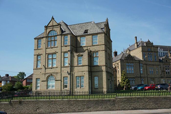 1 Bedroom Property To Rent In Prescott Street, Halifax, HX1