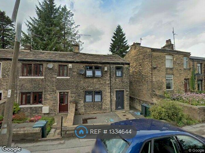 1 Bedroom End Terrace House To Rent In Hollingwood Lane, Bradford, BD7