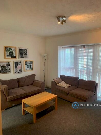 2 Bedroom Flat To Rent In City Road, Newcastle Upon Tyne, NE1