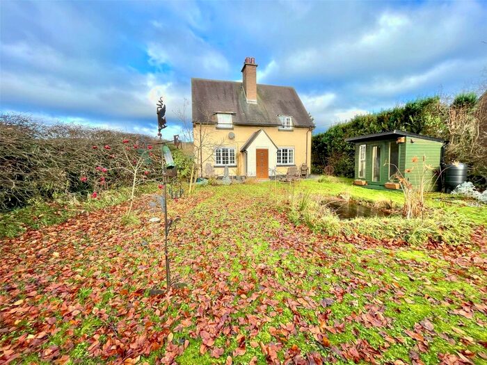 3 Bedroom Detached House For Sale In Llangadfan, Welshpool, Powys, SY21