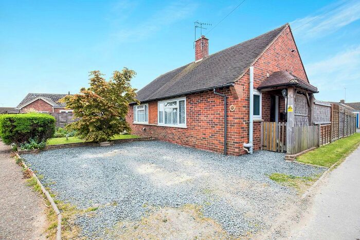 1 Bedroom Bungalow To Rent In Whiteways, Bognor Regis, PO22