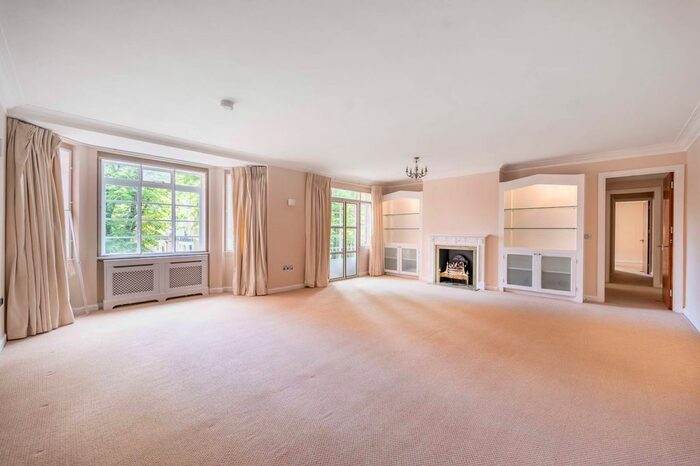 3 Bedroom Flat To Rent In Holland Villas Road, Holland Park, London, W14