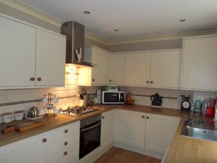 4 Bedroom Terraced House To Rent In Illingworth Road, Ribbleton, PR1