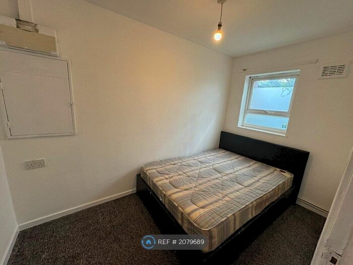 1 Bedroom Flat To Rent In Bembridge, Telford, TF3