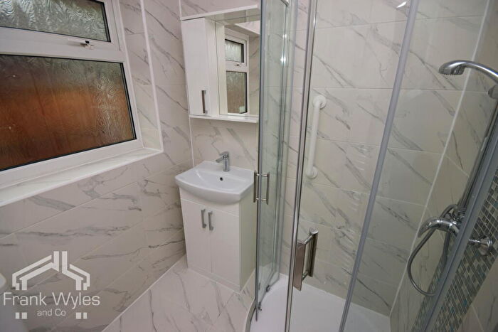 2 Bedroom Detached Bungalow For Sale In Pinewood Crescent, Lytham St. Annes, Lancashire, FY8
