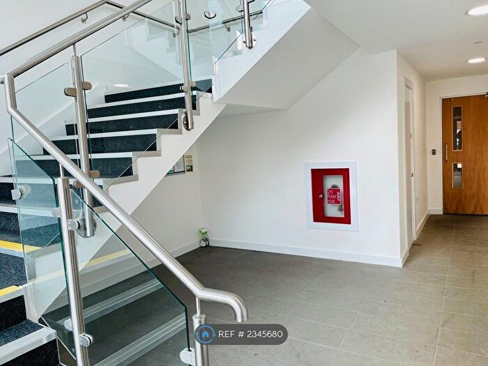 2 Bedroom Flat To Rent In Bridgewater Wharf, Droylsden, Manchester, M43