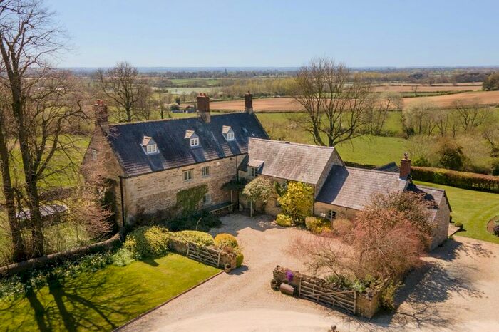 5 Bedroom Detached House To Rent In Greatworth, Northamptonshire, OX17