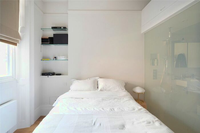 1 Bedroom Property To Rent In Kensington Gardens Square, Bayswater, W2