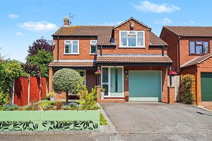 4 Bedroom Detached House For Sale In Meadow Close, Breaston, DE72