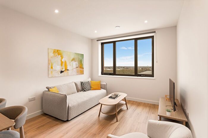 1 Bedroom Flat To Rent In Greenford, UB6