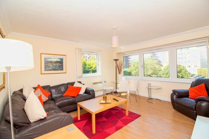 3 Bedroom Flat To Rent In Orchardbrae Avenue, Orchard Brae, Edinburgh, EH4