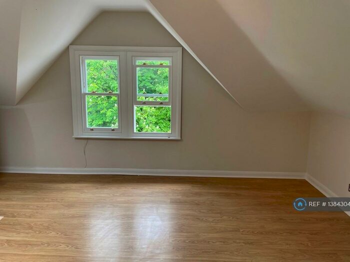 2 Bedroom Flat To Rent In Endymion Road, London, N4