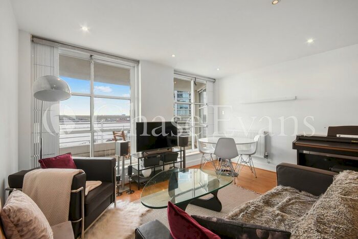 1 Bedroom Flat To Rent In Barrier Point, Royal Docks, London, E16