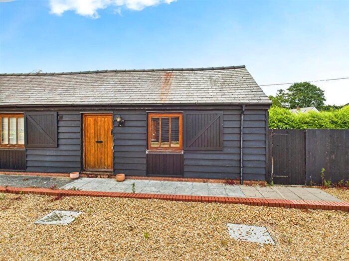 2 Bedroom Bungalow To Rent In Mill Farm Barns, Charlton Road, Hitchin, SG5