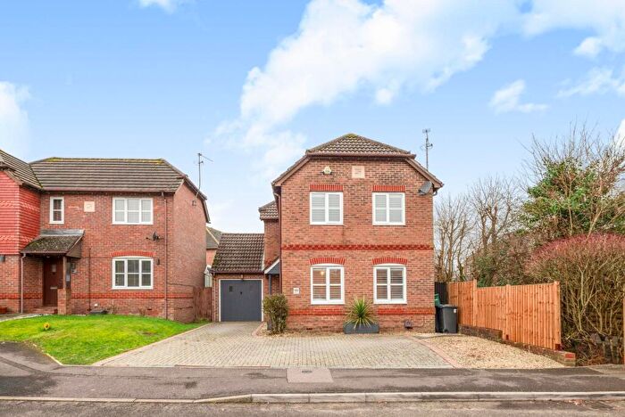 3 Bedroom Detached House For Sale In Sparrow Way, Burgess Hill, RH15