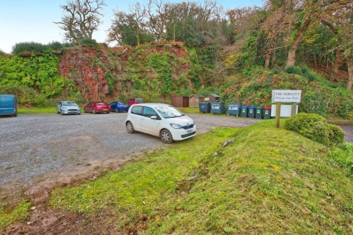 1 Bedroom Flat For Sale In Hopcott Road, Minehead, TA24