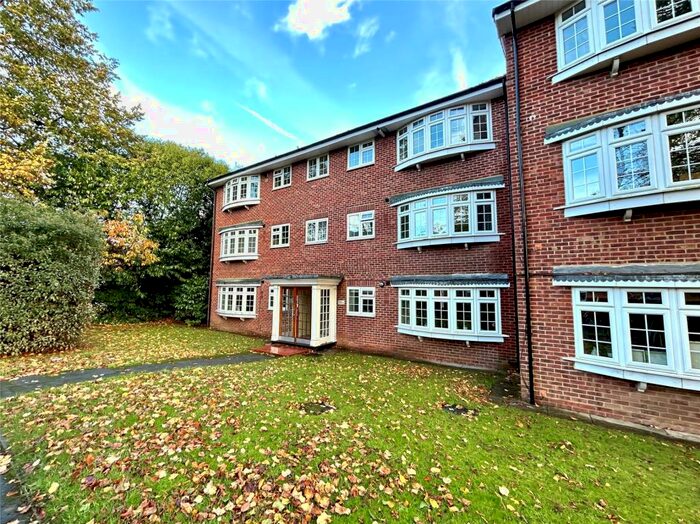 2 Bedroom Apartment To Rent In West Road, Maidenhead, Berkshire, SL6