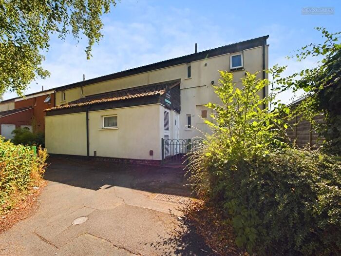 3 Bedroom End Of Terrace House For Sale In Crabtree, Peterborough, PE4